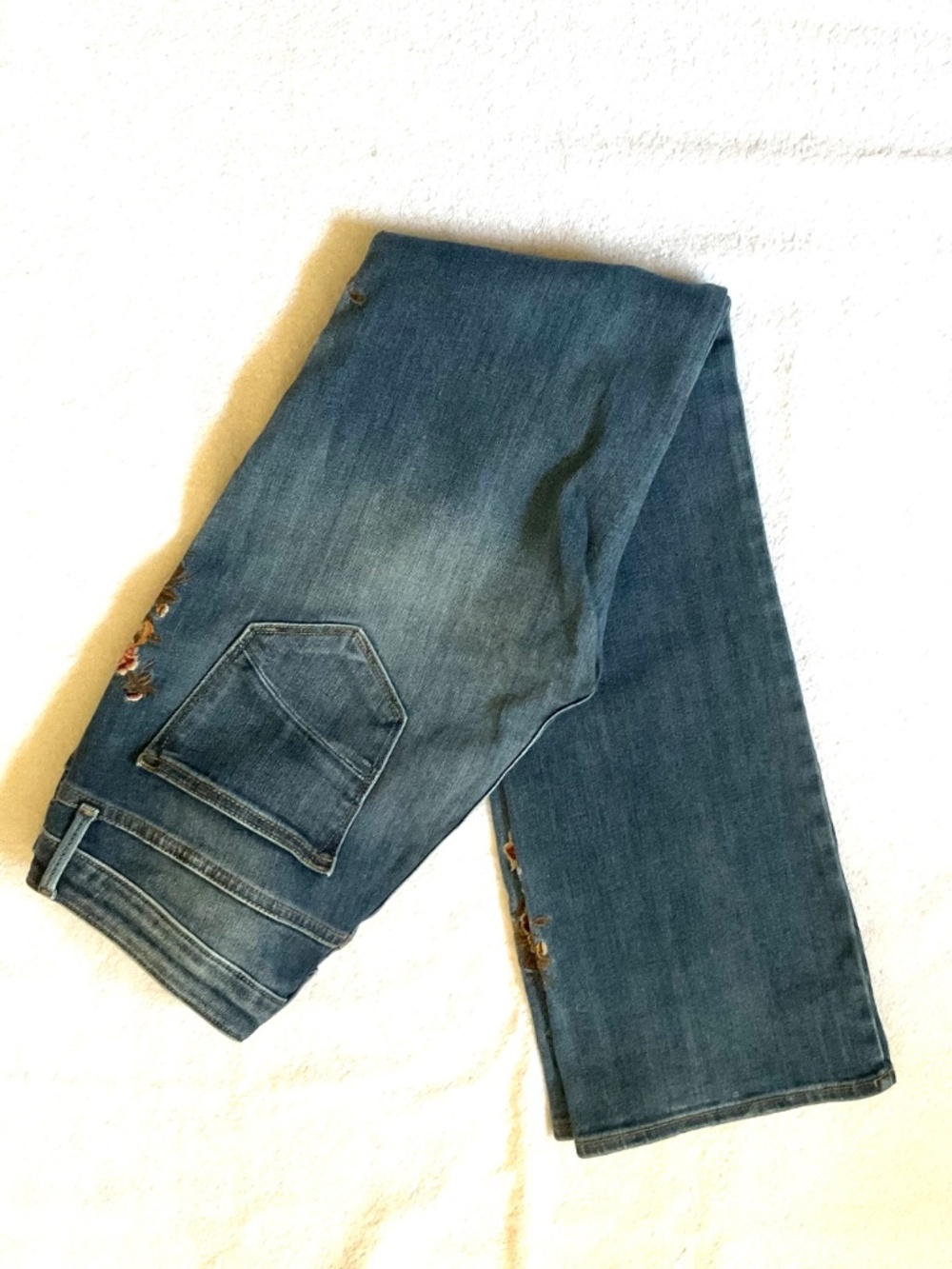 GREAT DRIFTWOOD EMBROIDERED  SOFT JEANS SZ 31 VGC  Length 32” VERY NICE - Picture 7 of 12